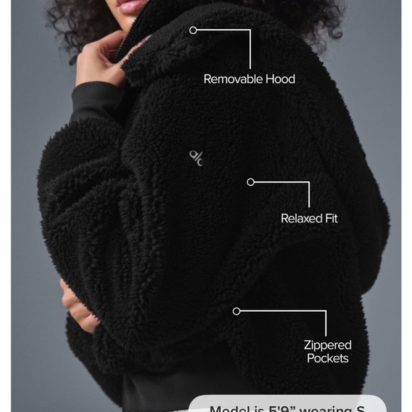 ALO Yoga Foxy Sherpa Jacket - Picture 2 of 7